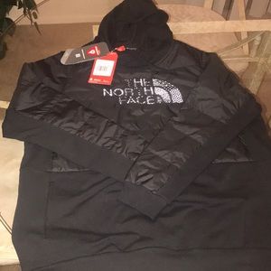 New Northface women’s hoodie